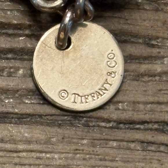 Tiffany & Co - Picture 4 of 6